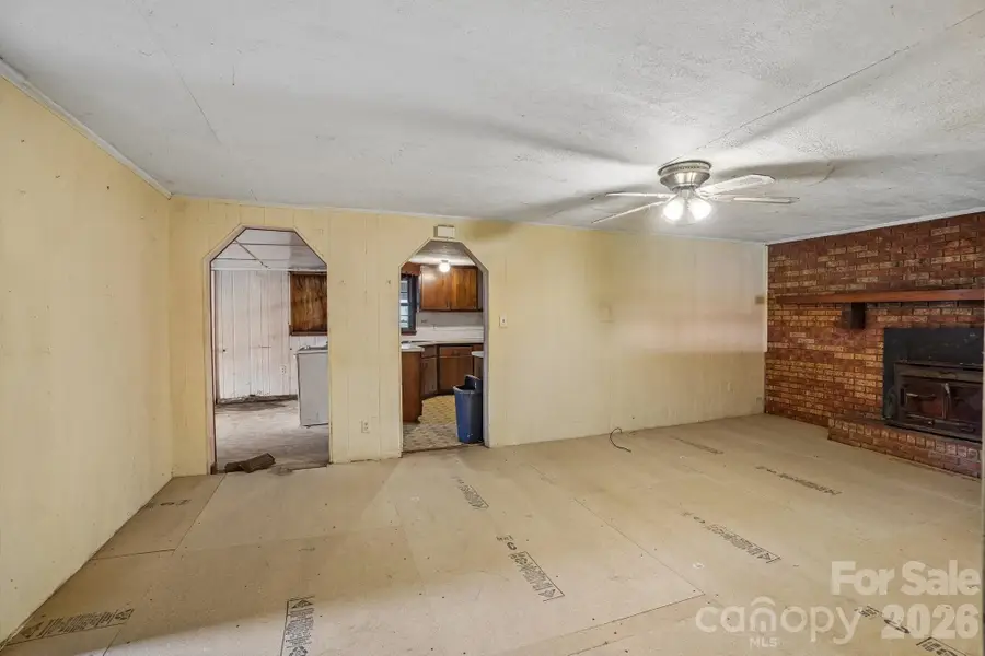 214 Sunset Street Nw, Lenoir, NC 28645 - #2