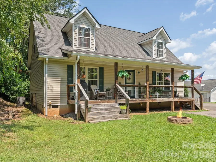 14 Folsom Drive, Candler, NC 28715 - #3