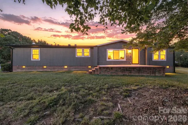2587 Vision Drive, Catawba, NC 28609