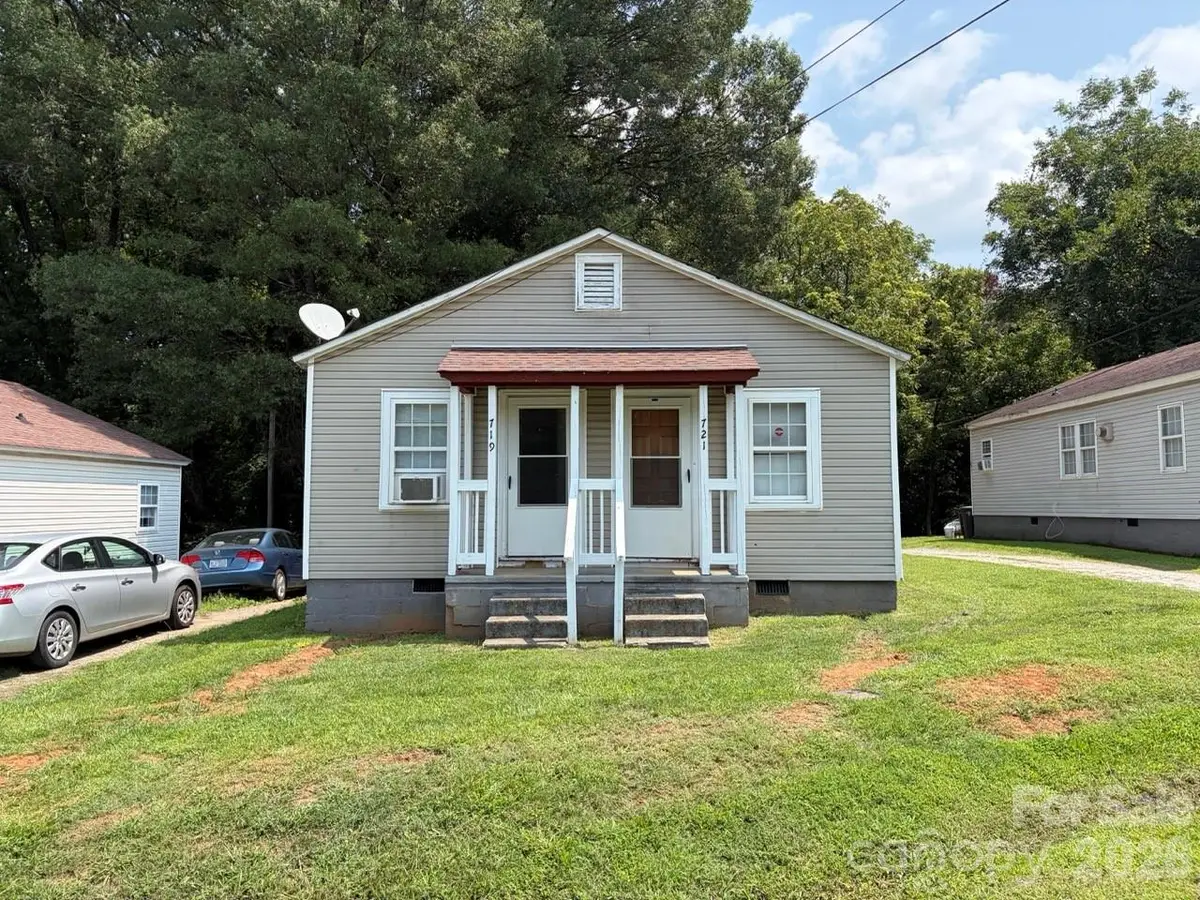 719 Hunt Street, Statesville, NC 28677 - #1