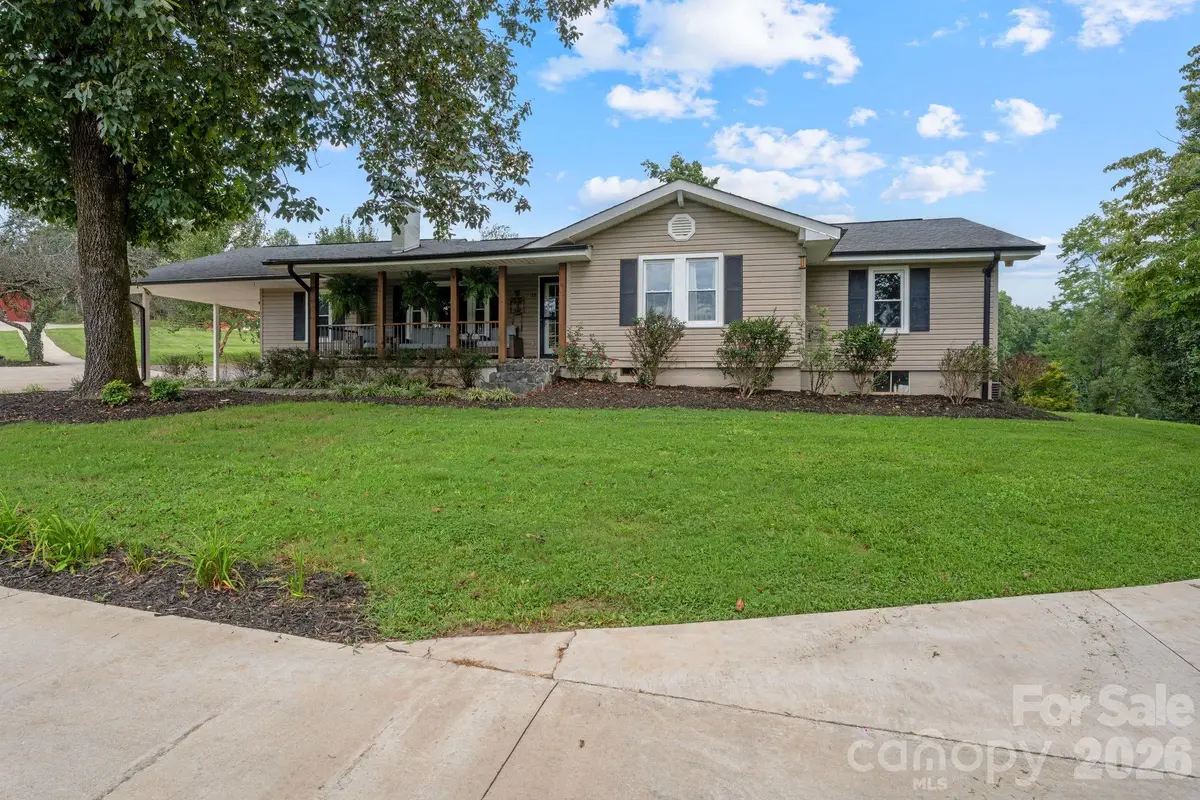 29 Pleasant Hill Road, Marion, NC 28752 - #1