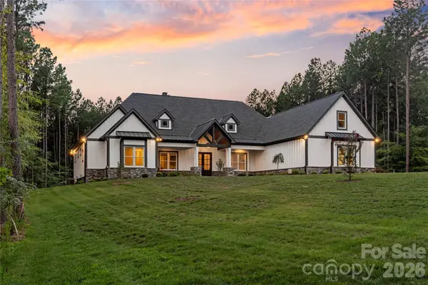 154 Emerald Creek Drive, Troutman, NC 28166