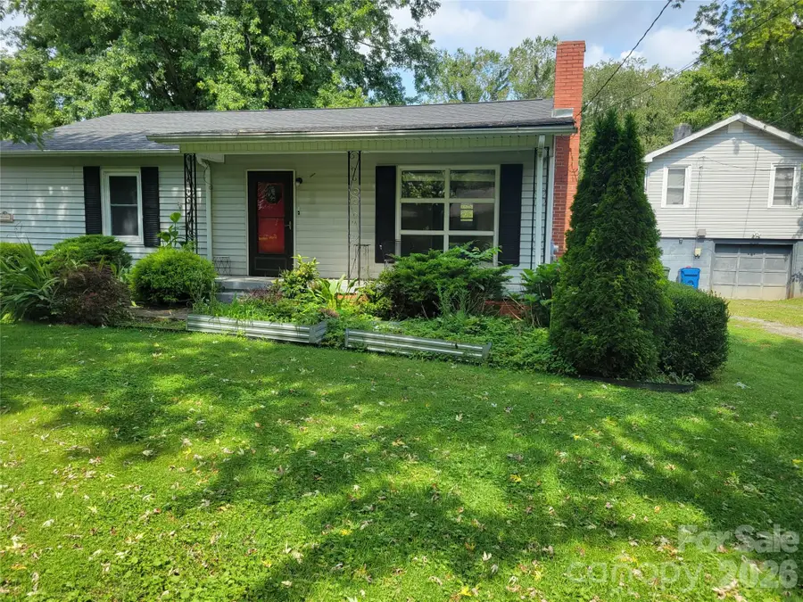 678 Brown Avenue, Waynesville, NC 28786 - #3