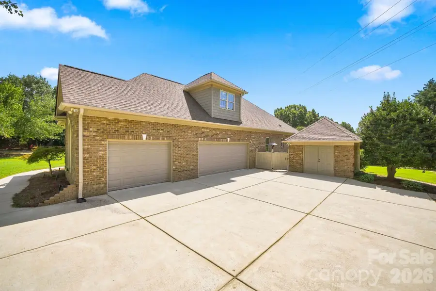 1001 Heritage Acres Drive, Matthews, NC 28104 - #3