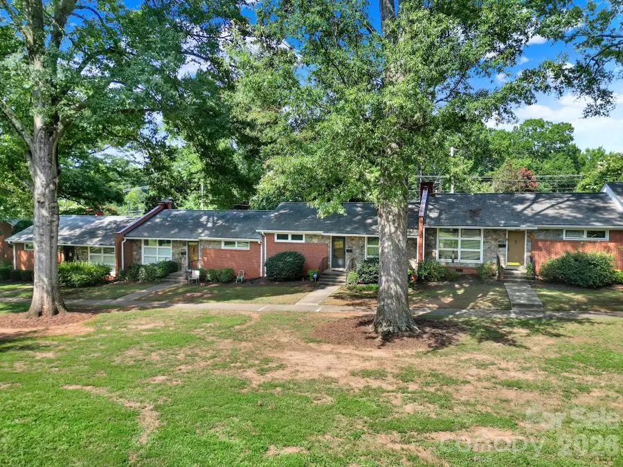 4511 Woodlark Lane, Charlotte, NC 28211 - #3