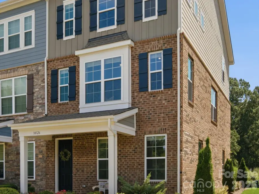 10126 Hemingway Place, Charlotte, NC 28227 - #2