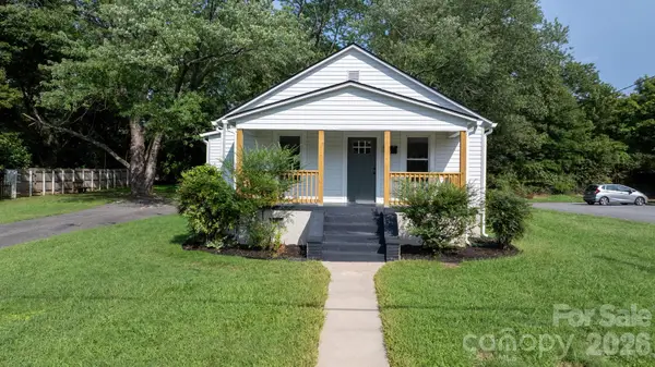 1320 14th Street Drive Ne, Hickory, NC 28601