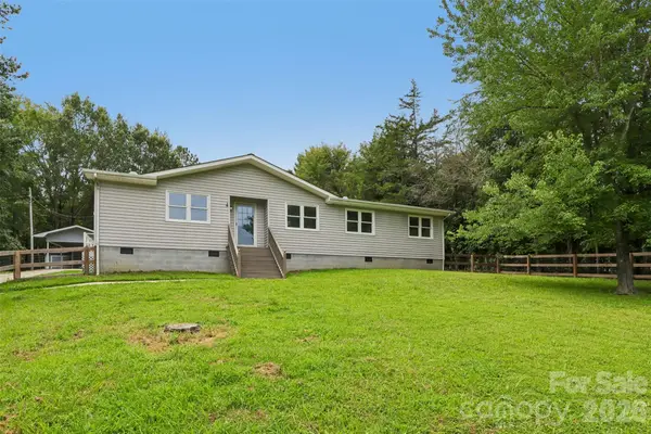 33269 Courtland Drive, Albemarle, NC 28001