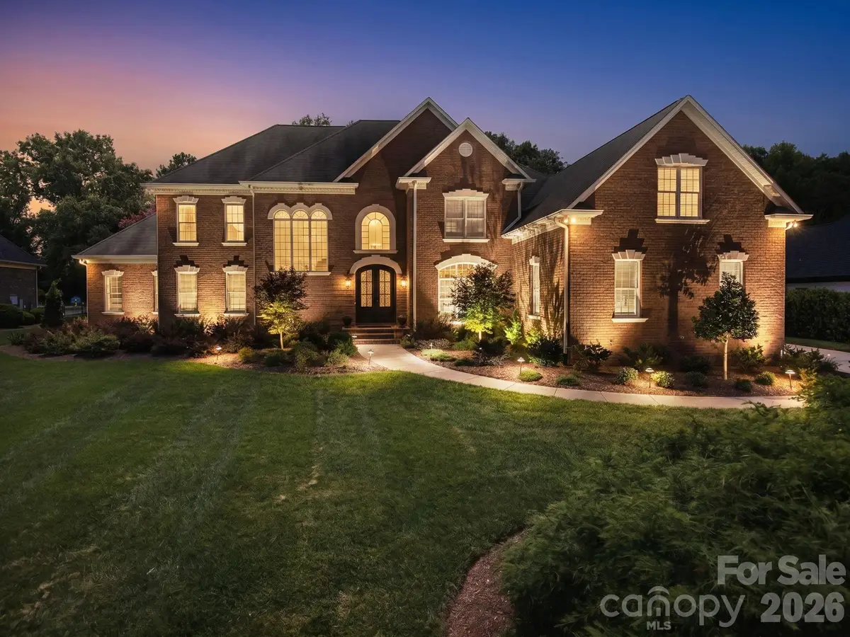 8801 Man Of War Drive, Waxhaw, NC 28173 - #1