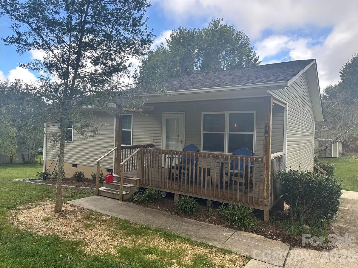 6 Kendrick Court, Flat Rock, NC 28731 - #1