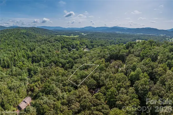 99999 Claru Ridge, Fletcher, NC 28732