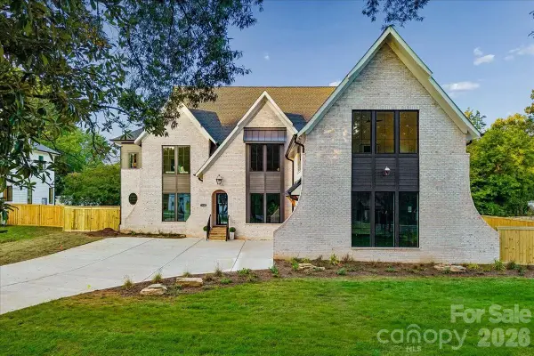 4635 Water Oak Road, Charlotte, NC 28211