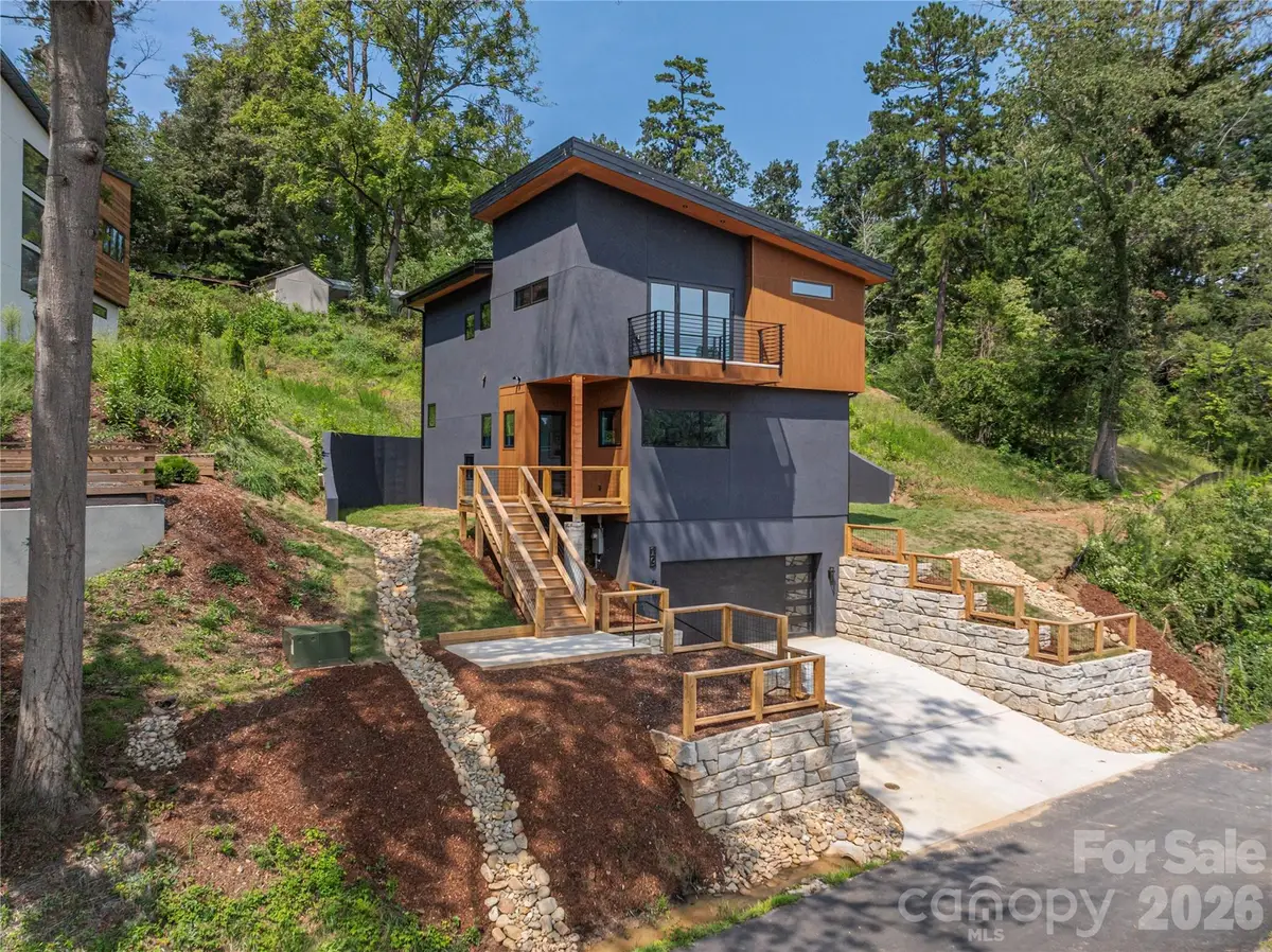 19 Woodbine Road, Asheville, NC 28804 - #1