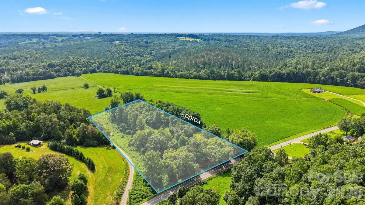 2588 Old Shelby Road, Hickory, NC 28602 - #1