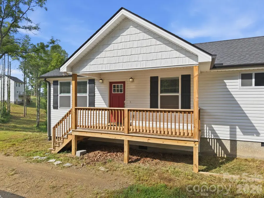 7 Greenridge Road, Weaverville, NC 28787 - #3