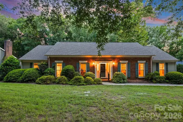 4030 Foxmoor Drive, Charlotte, NC 28226