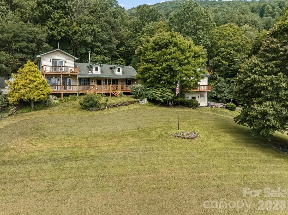 263 Pilgrims Lane, Burnsville, NC 28714 - #1