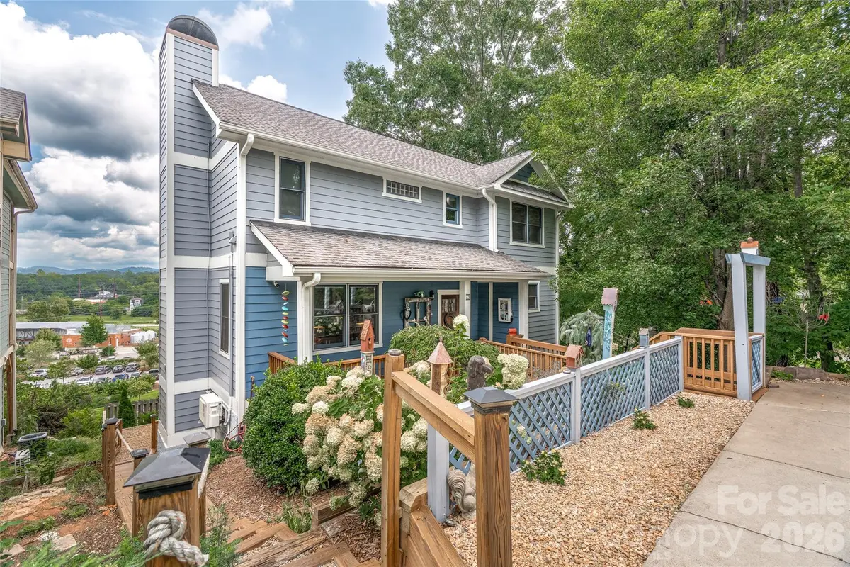 45 Logan Circle, Asheville, NC 28806 - #1