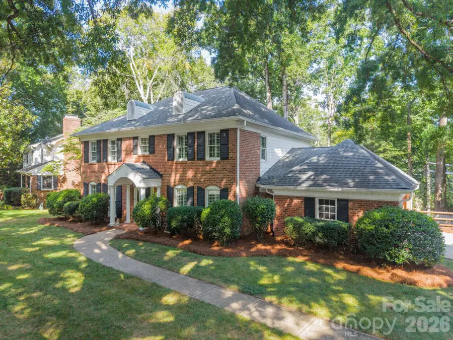 3821 Silver Bell Drive, Charlotte, NC 28211 - #2