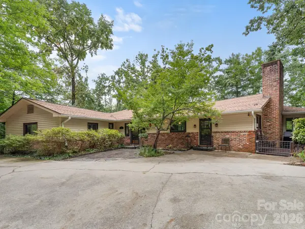 12 E Park Drive, Tryon, NC 28782