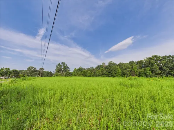 6836 George Hildebran School Road, Hickory, NC 28602