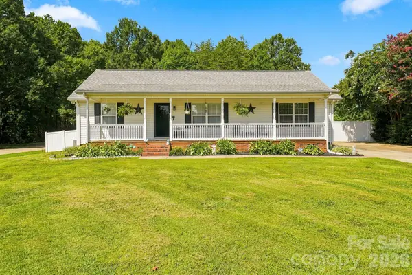 132 Kendra Drive, Mooresville, NC 28117