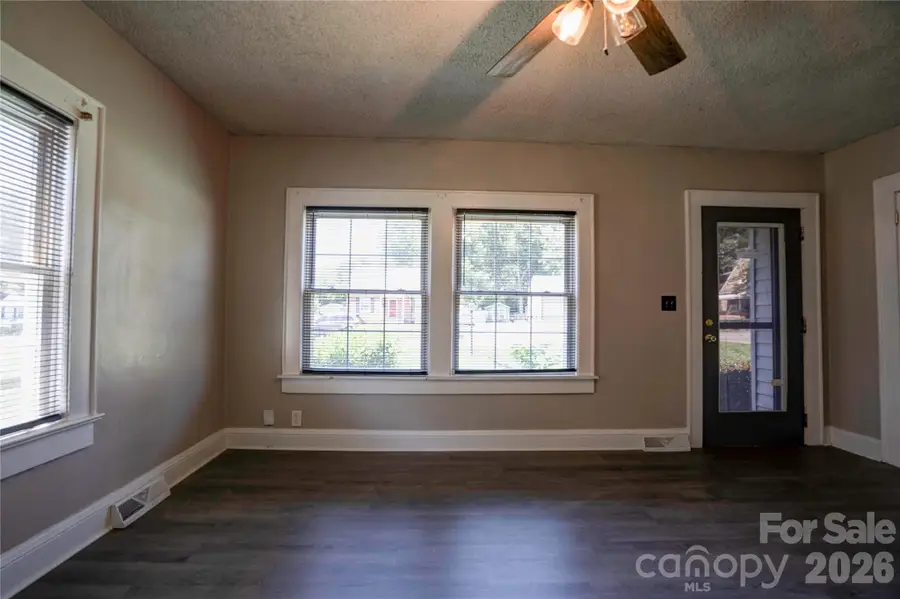 605 Meadowbrook Road, Kings Mountain, NC 28086 - #3