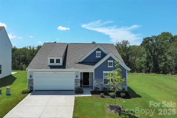1177 Blackburn Circle, Edgemoor, SC 29714