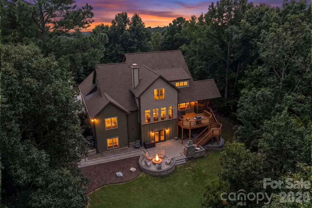 1903 Miners Creek Drive, Lincolnton, NC 28092 - #1