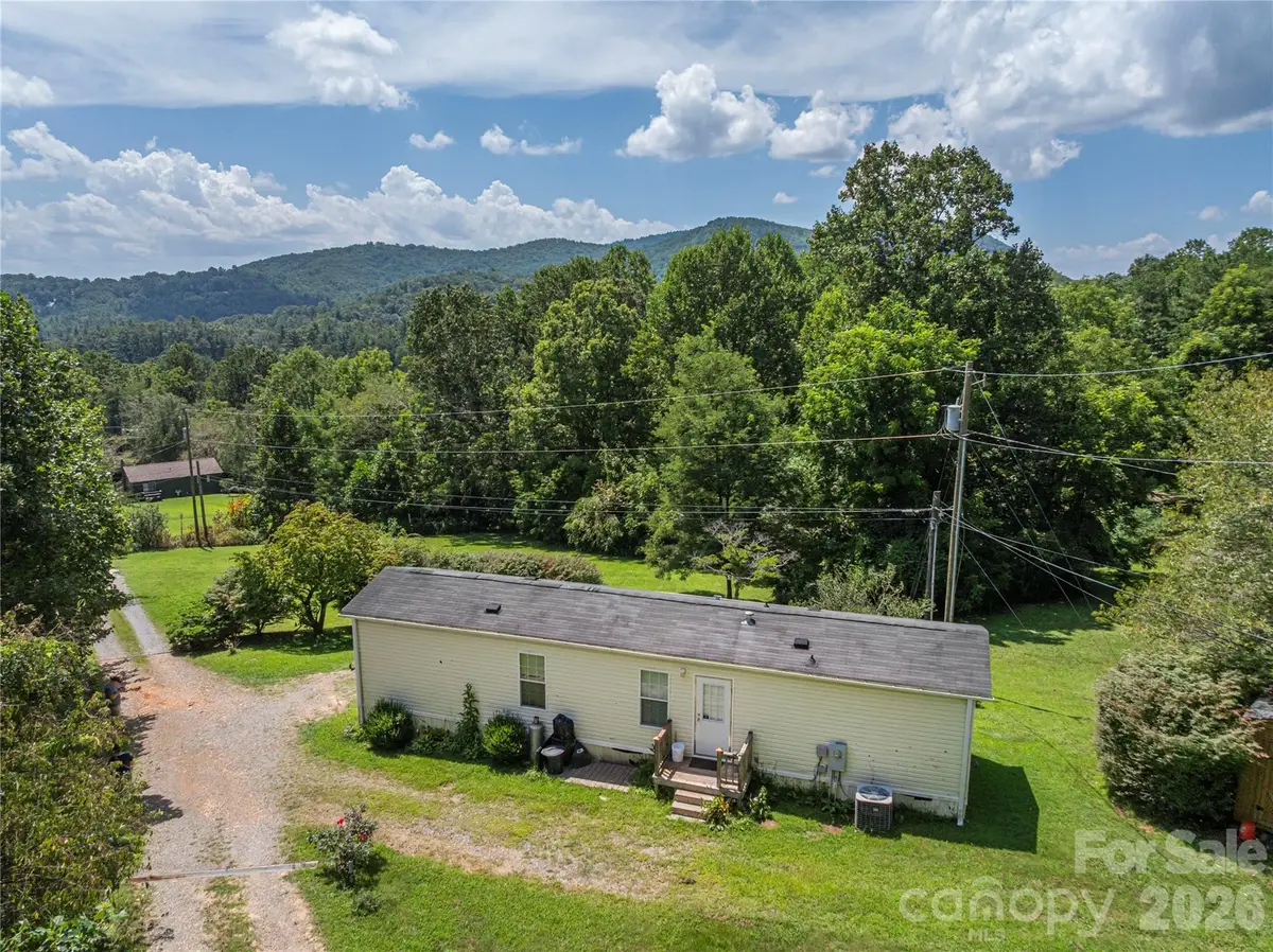 124 Sayles Town Place, Fairview, NC 28730 - #1