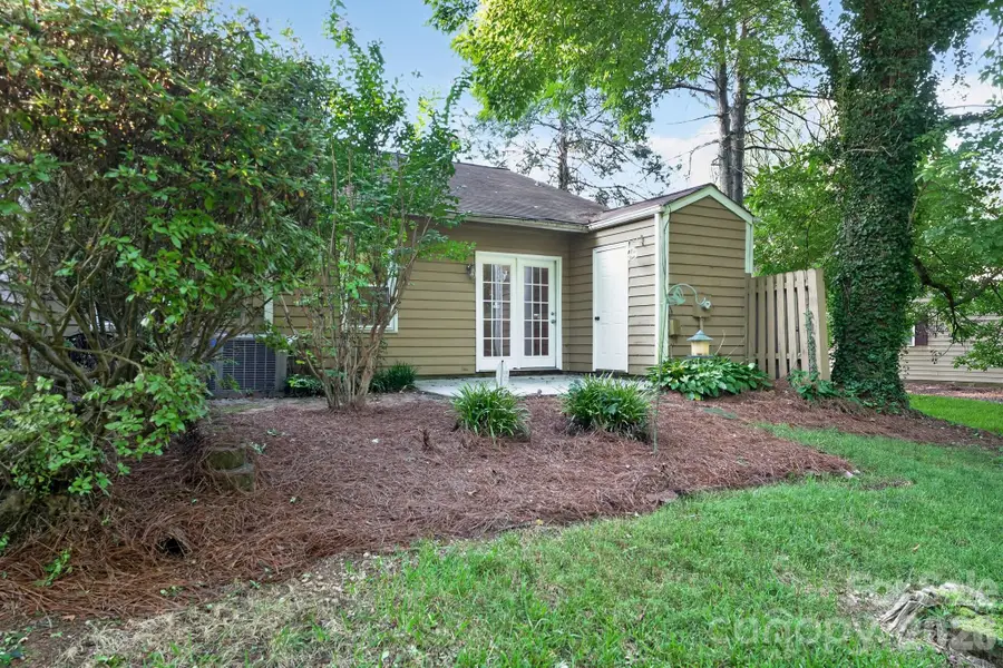 8316 Summerglen Circle, Charlotte, NC 28227 - #3