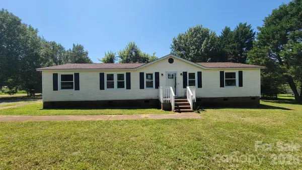 5401 Creek Run Court, Bessemer City, NC 28086