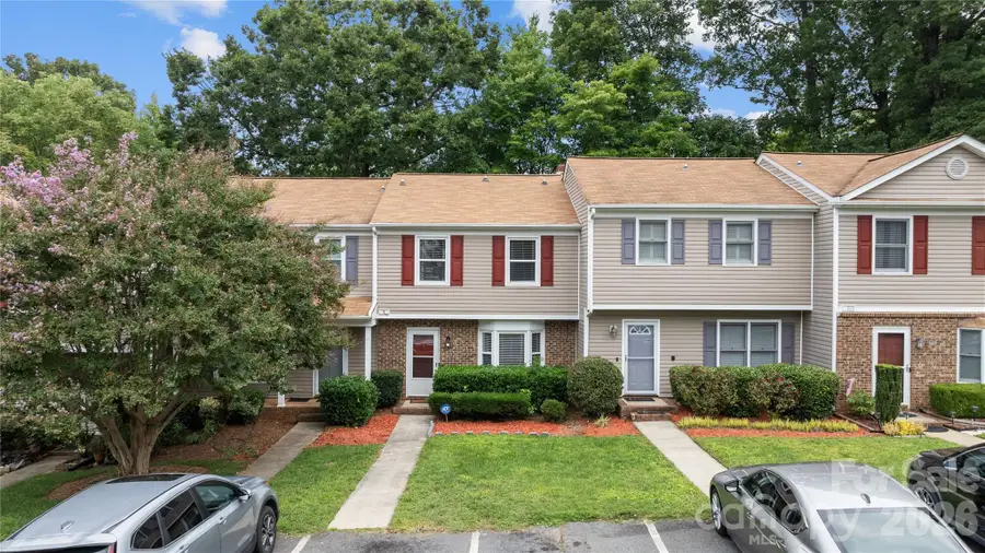8407 Rust Wood Place, Charlotte, NC 28227 - #2