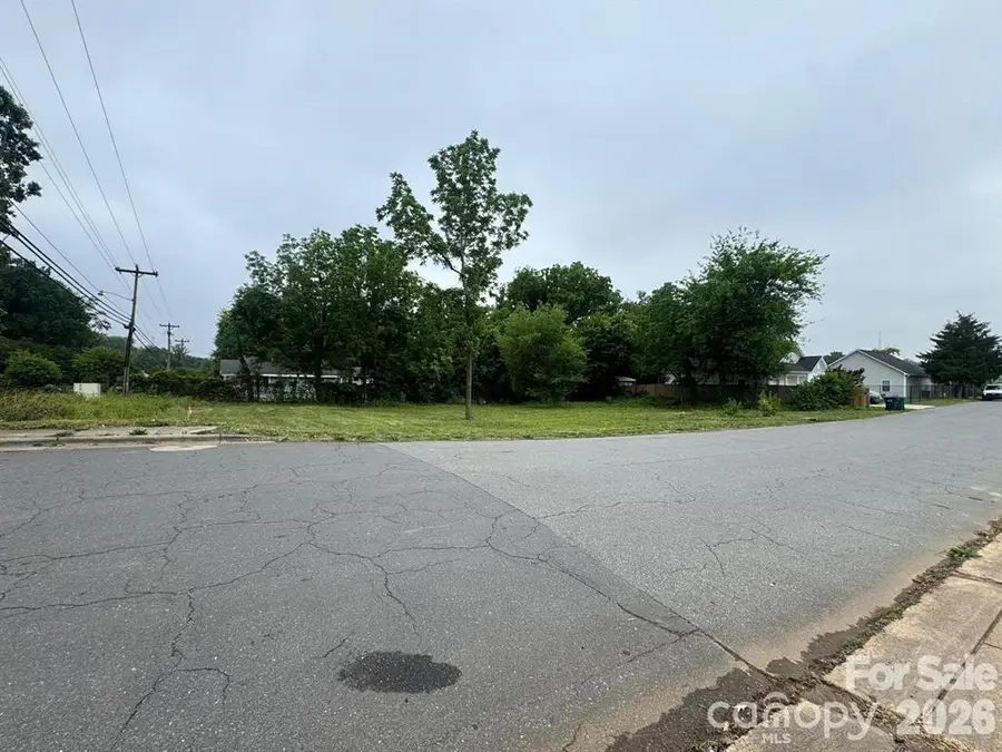 2211 Carmine Street, Charlotte, NC 28206 - #2