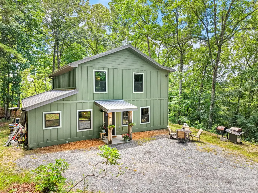431 Judds Trail, Franklin, NC 28734 - #2