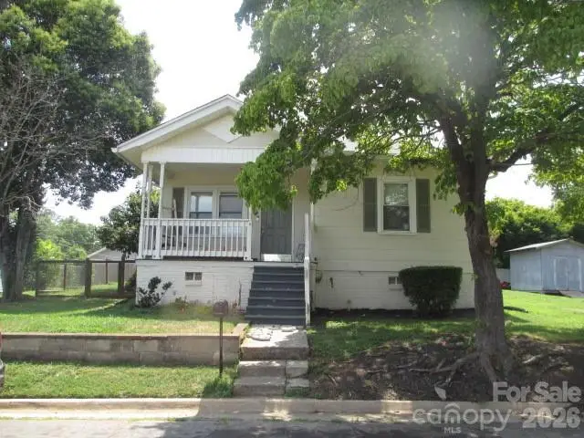 580 High Street, Cramerton, NC 28032 - #1