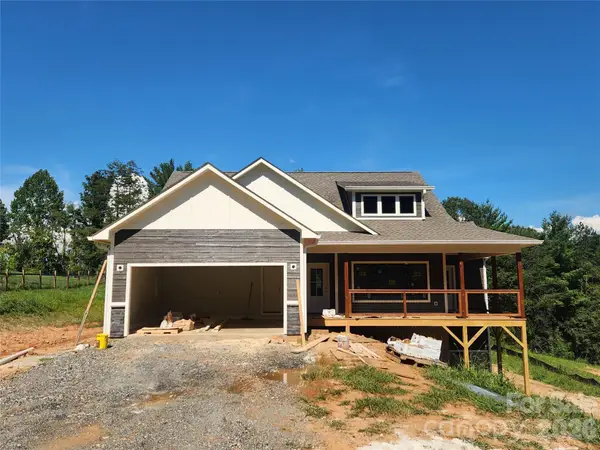 10 Setter Lane, Weaverville, NC 28787