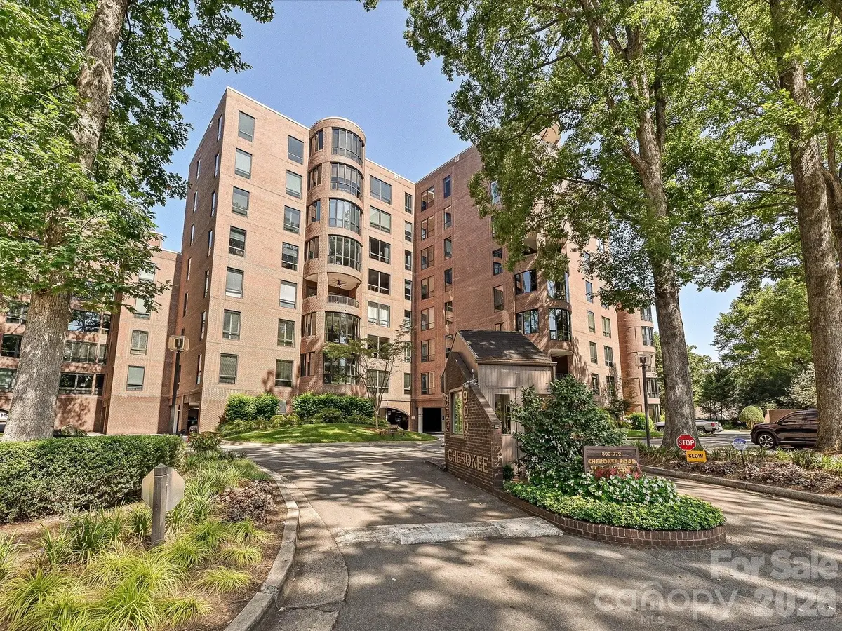 806 Cherokee Road, Charlotte, NC 28207 - #1