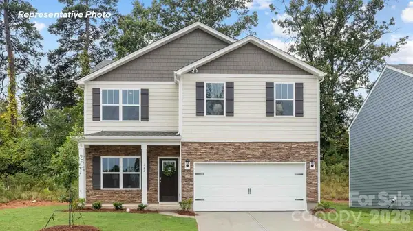 636 17th Avenue Drive Ne, Hickory, NC 28601