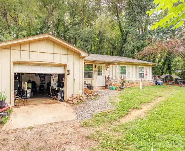 41 and 51 Bird View Drive, Clyde, NC 28721