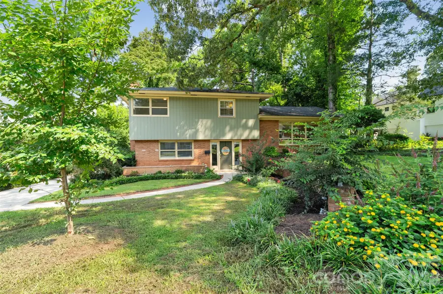 2911 Arundel Drive, Charlotte, NC 28209 - #2