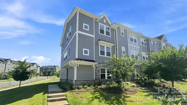 2522 Arbor Loop Drive, Charlotte, NC 28217
