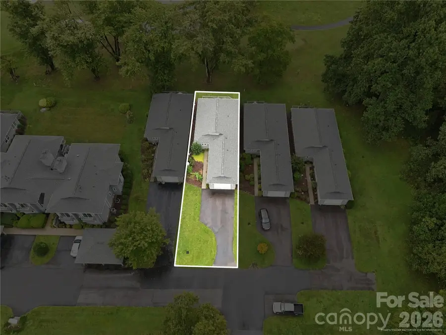 53 Southern Fairway Court #D2, Etowah, NC 28729 - #2