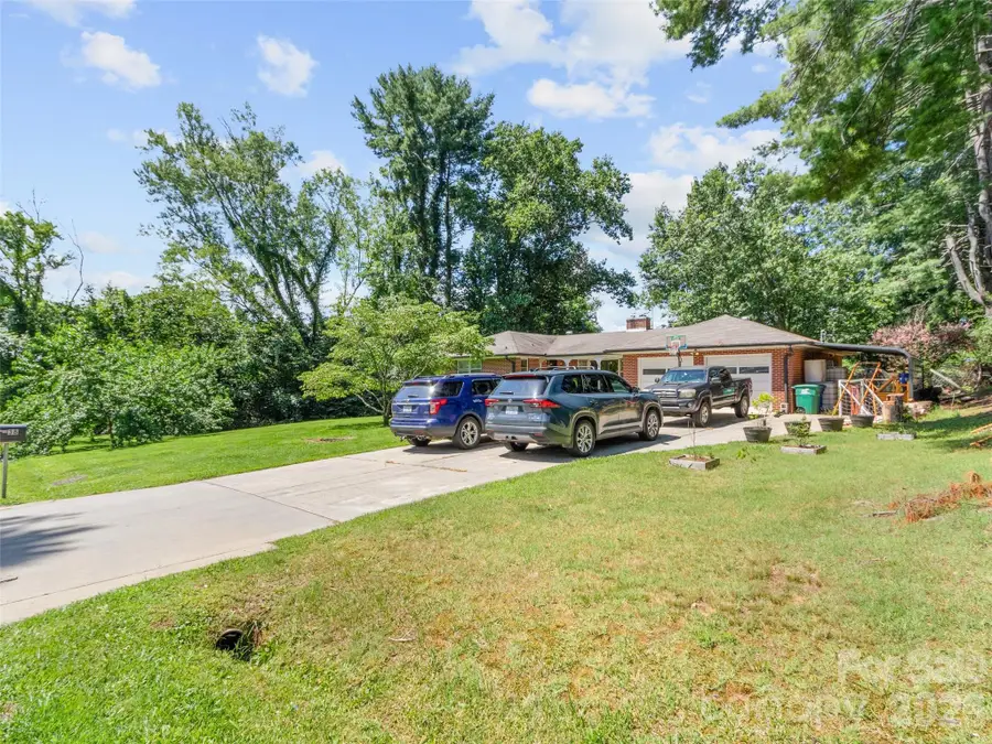 38 Crowell Road, Asheville, NC 28806 - #2