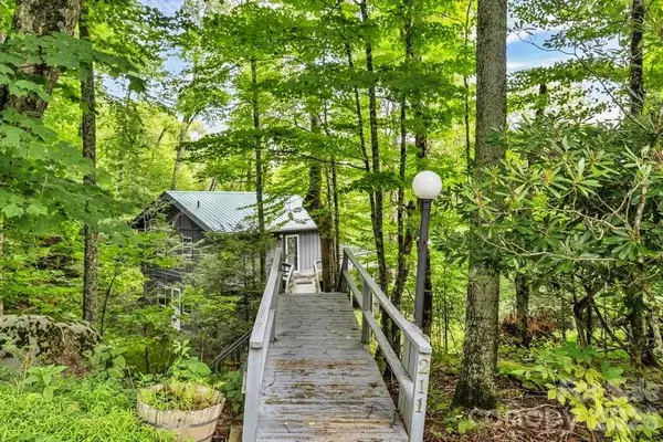 211 Foxgrape Hollow #77, Beech Mountain, NC 28604