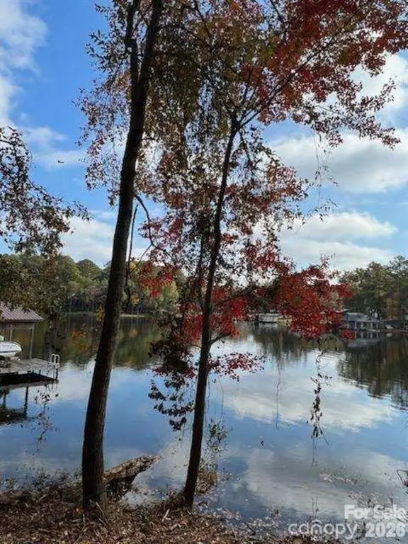 217 Sandy Point Lane #12, Hartsville, SC 29550