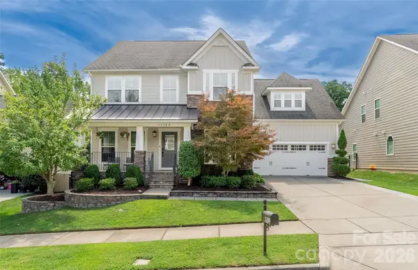 11708 Warfield Avenue, Huntersville, NC 28078