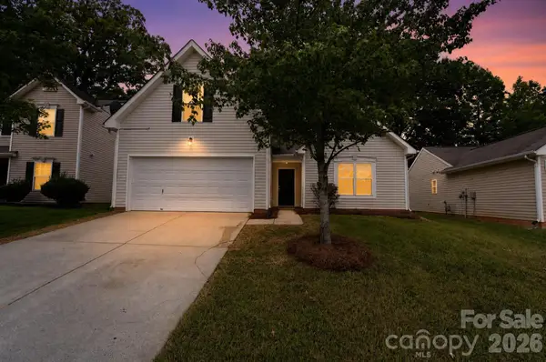 6923 Sunman Road, Charlotte, NC 28216