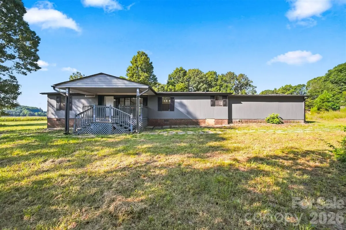 2947 S Nc 16 Highway, Newton, NC 28658 - #1