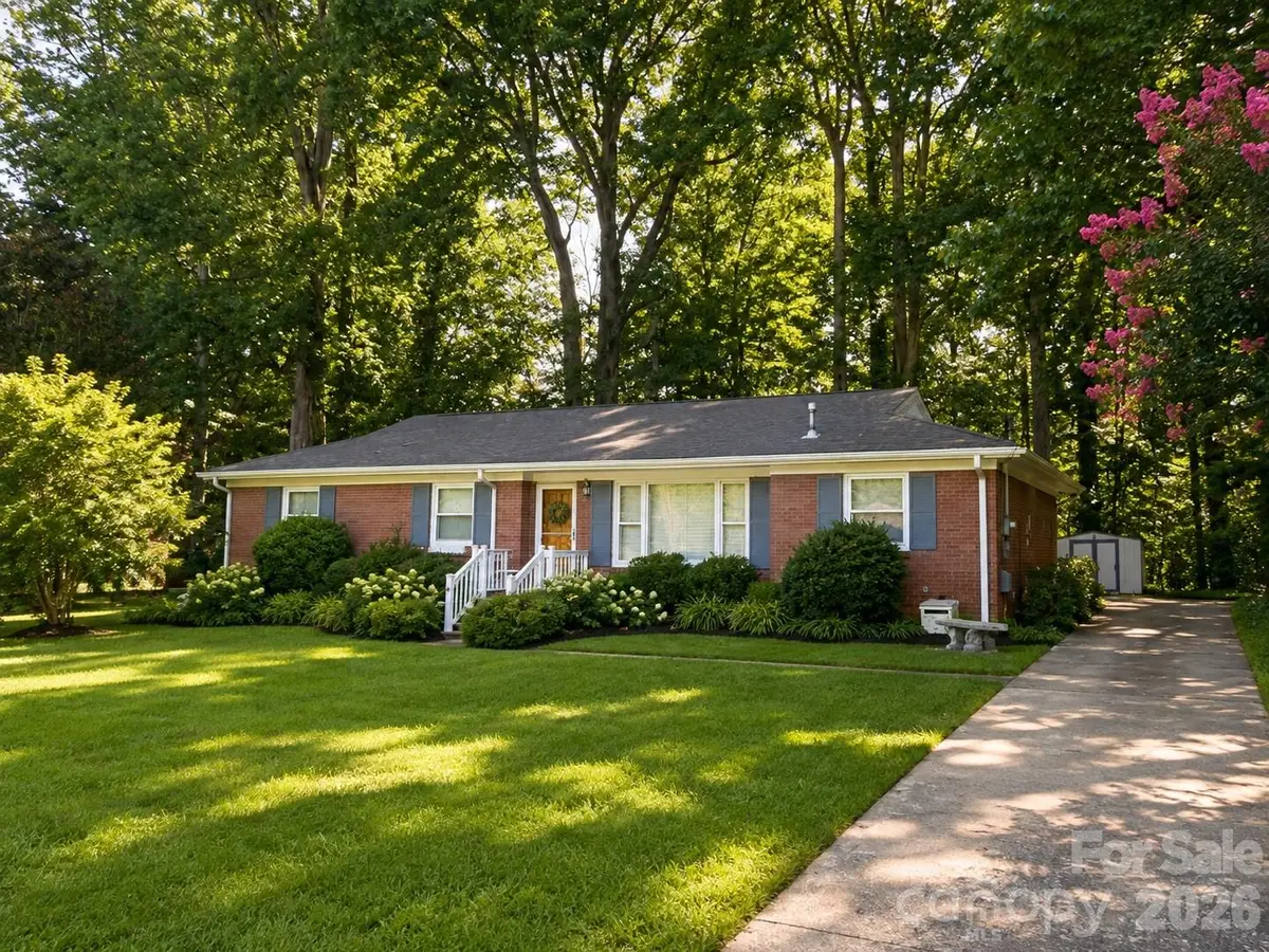 6124 Donna Drive, Charlotte, NC 28213 - #1
